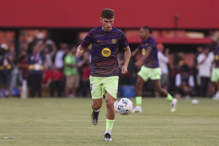 世体：切尔西向费尔明保证他会是球队主力，给球员48小时做决定