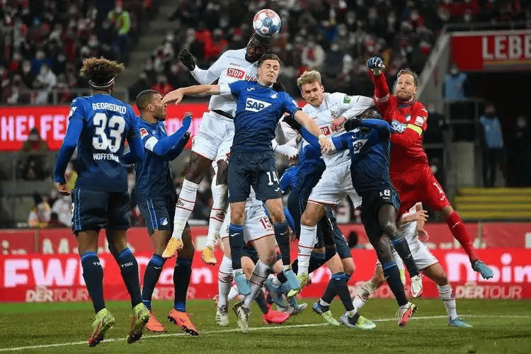 德甲德比生死战！圣保利残阵守主场？汉堡 8 战全败客场难破德比魔咒